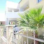 Titania Apartamento *