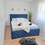 Titania Apartamento *