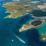 Titania * Šibenik