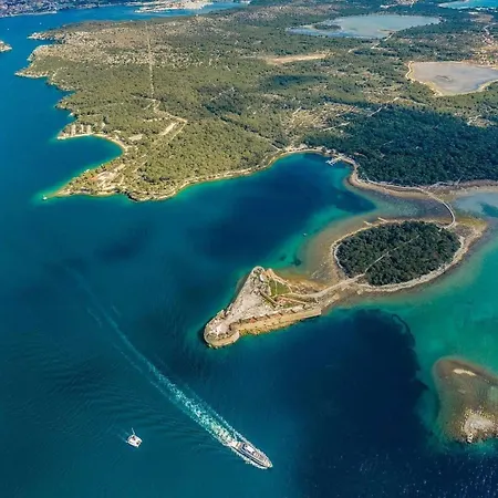 Titania * Sibenik