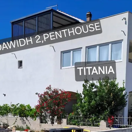 Titania Apartment